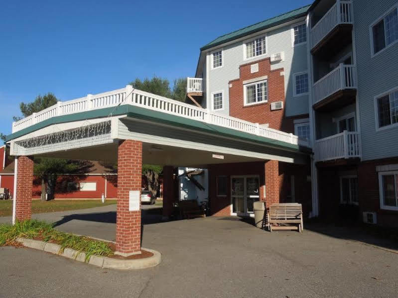 Baymont By Wyndham Essex Burlington Area Hotel Exterior foto